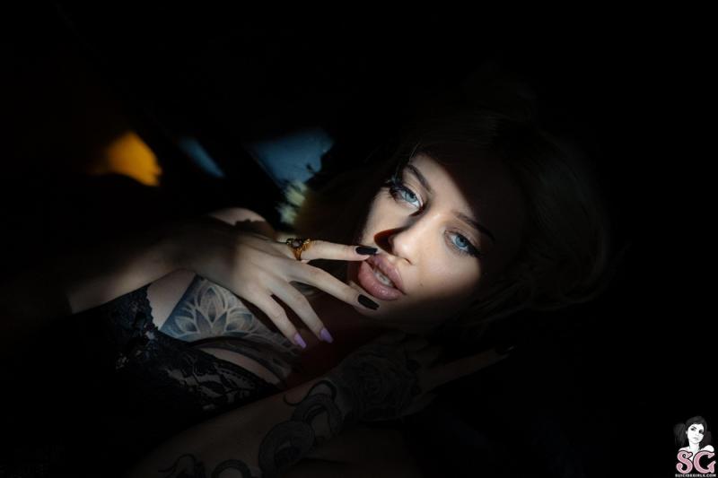 【Suicide Girls】Feb 03, 2025 - Dianakolpaak - Between Light and Dark【49P】