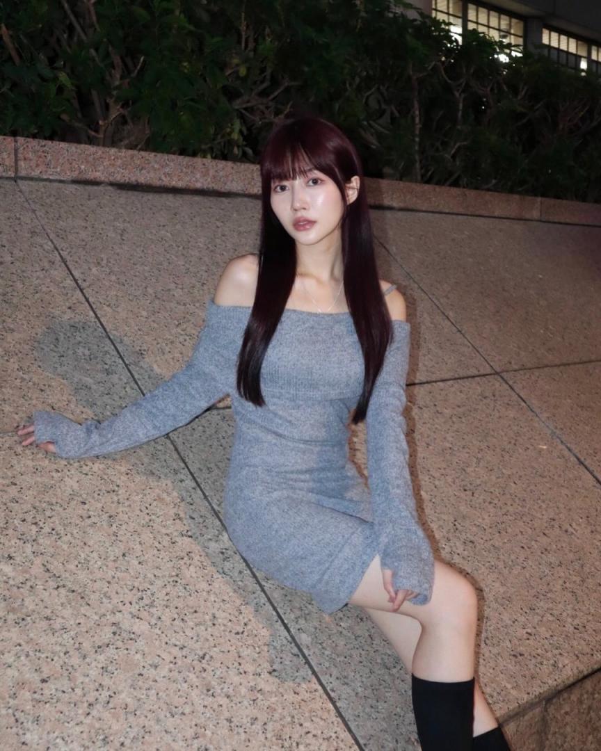 白皙Body「文婷」高顏值女神 無敵燦笑融化你心 (16P)