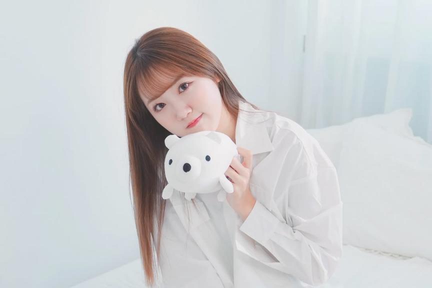 「李佳俐 栗子」纖細身材曲線 誘惑度爆表 (20P)