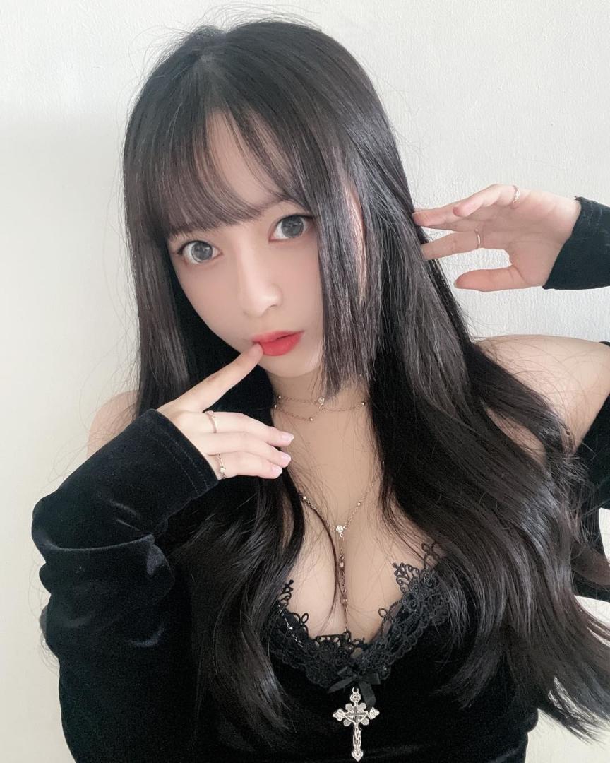 小露性感辣照「林涵」辣度爆表！ (21P)