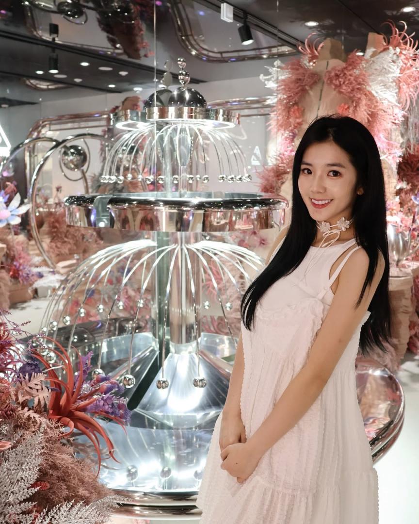 「笑笑」美艷不可方物 渾身散發著女神光芒 (18P)