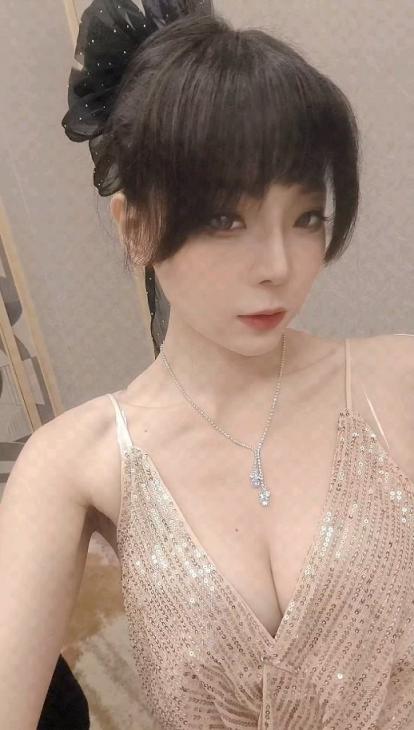 「Maggie性感甜心小小」優雅脫俗 回眸一笑百媚生 (21P)