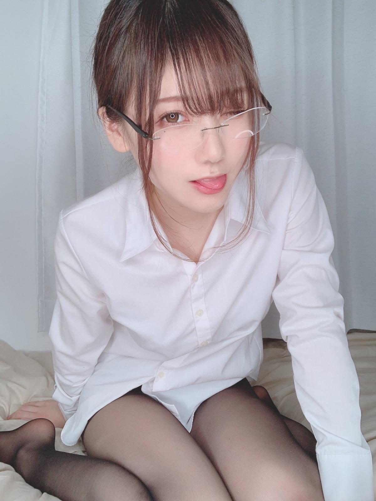 ストッキング(破いたver.) (35P)