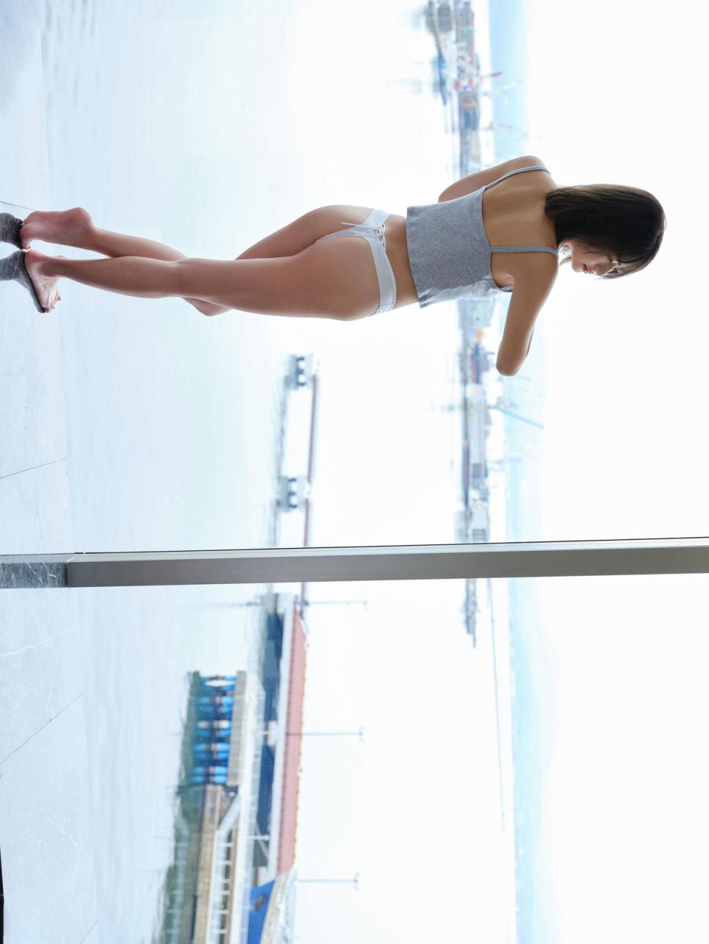 [山田南実] 惹火身材讓人受不了 心跳漏一拍 (20P)