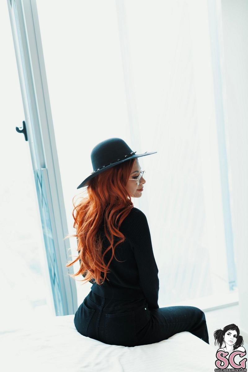 【Suicide Girls】Apr 01, 2025 - Lilvixen - Kinda Love【43P】