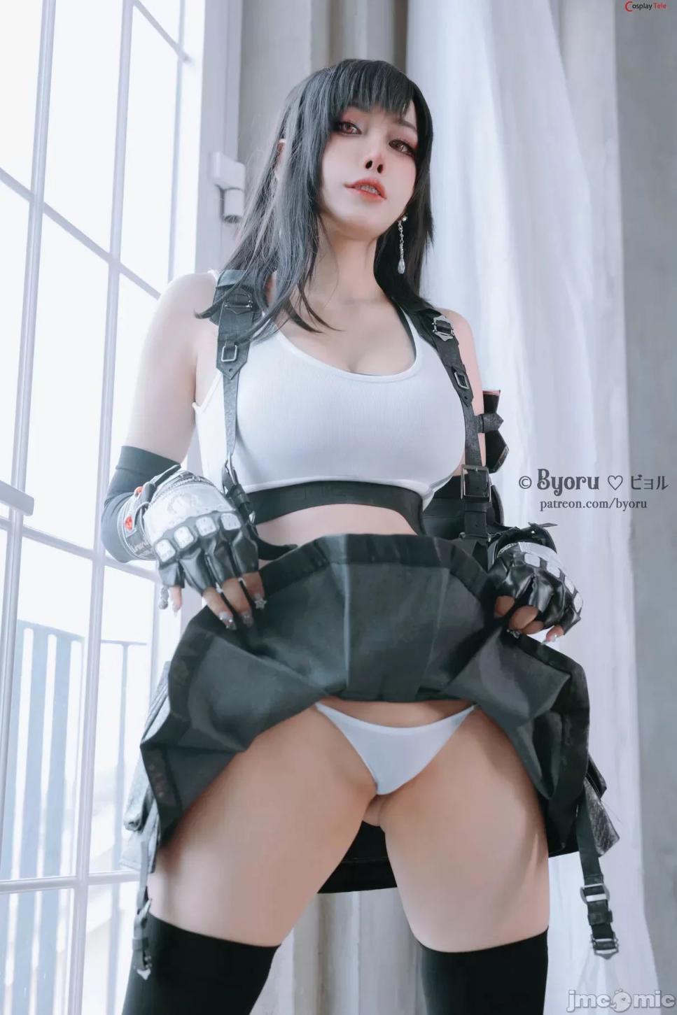 Byoru cosplay Tifa Lockhart – Final Fantasy (63P)