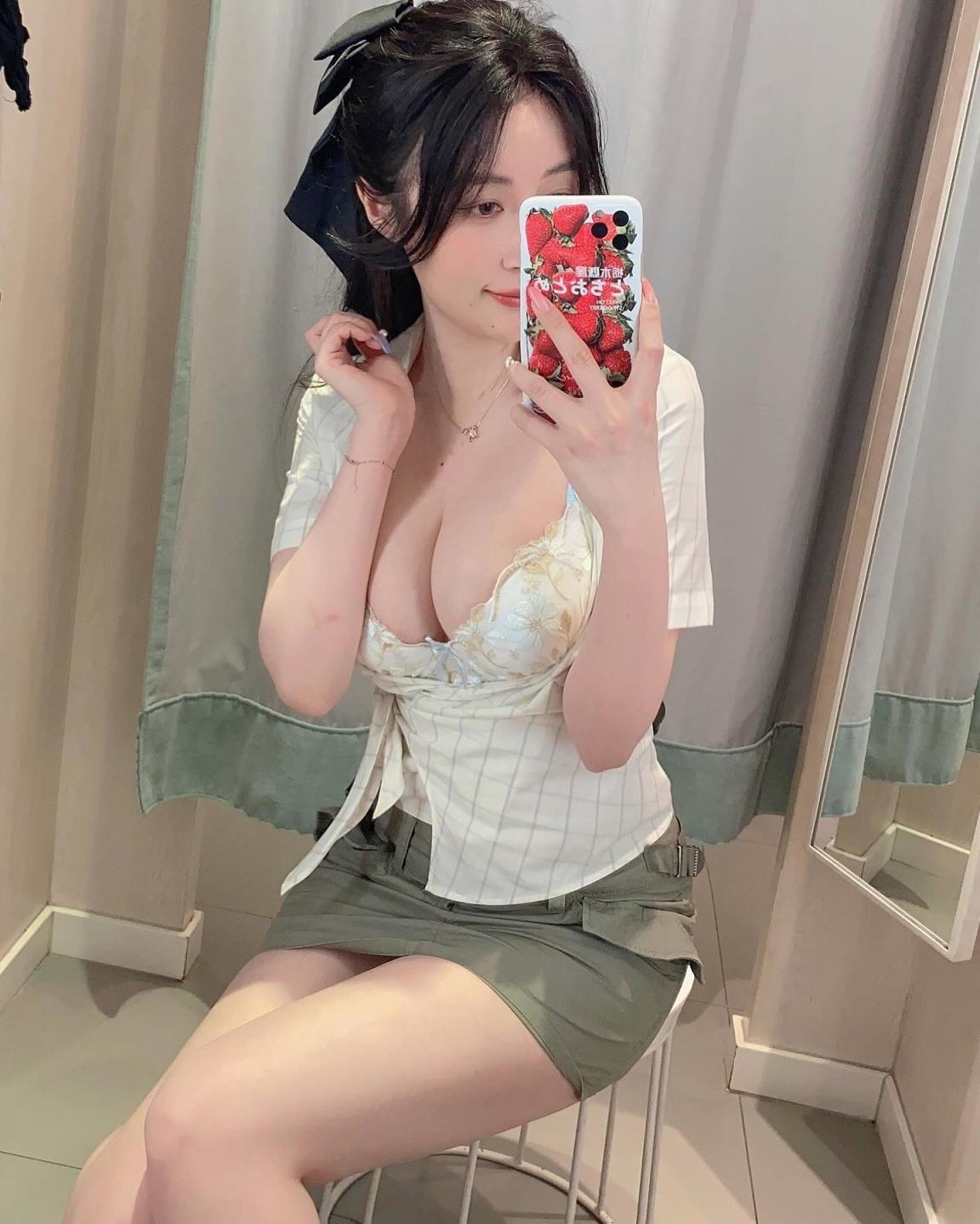 「白銀81」飽滿火辣身材來溫暖你的心 (28P)