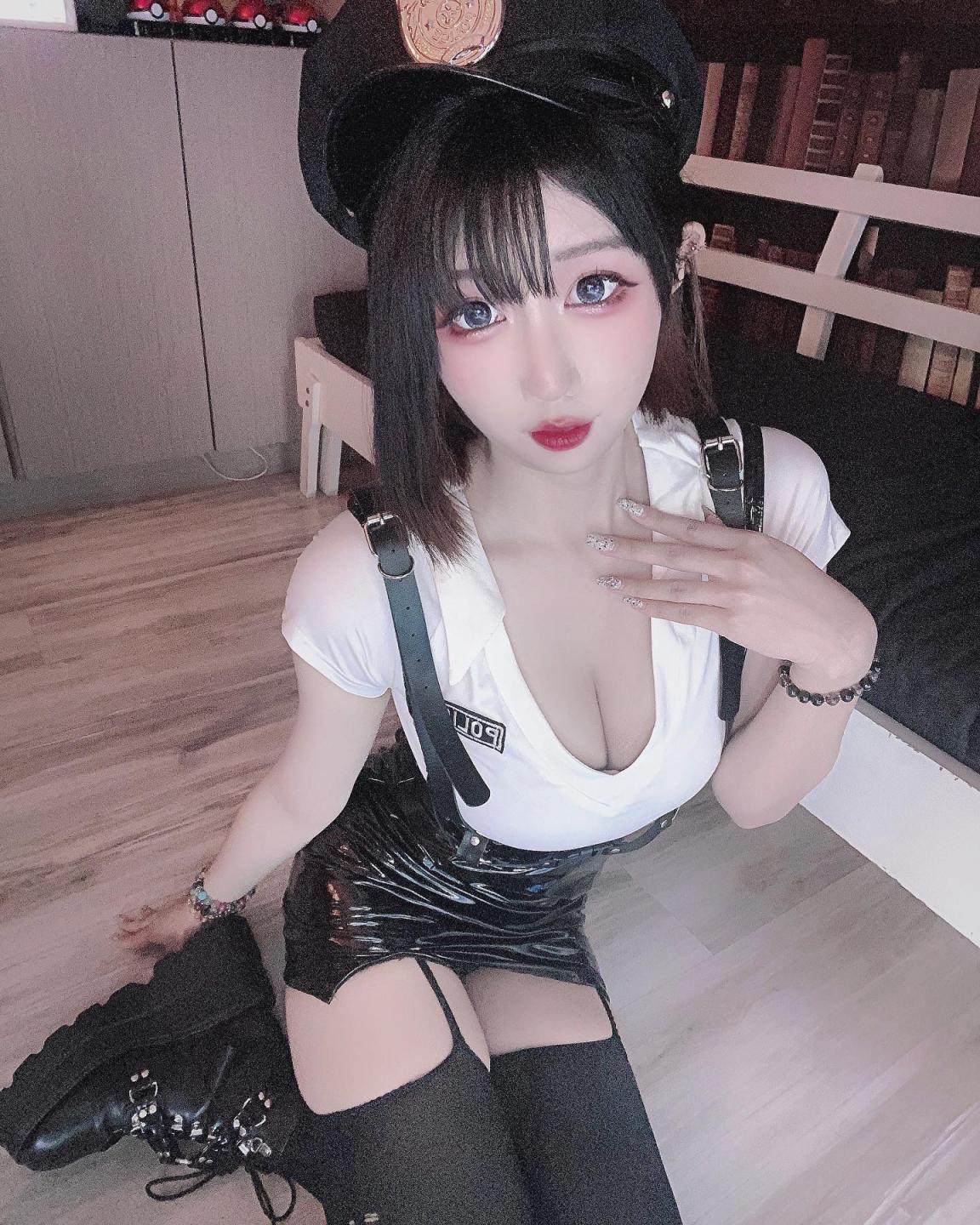 「鞠子Mariko」身材好到破表 魅力值點滿 (17P)
