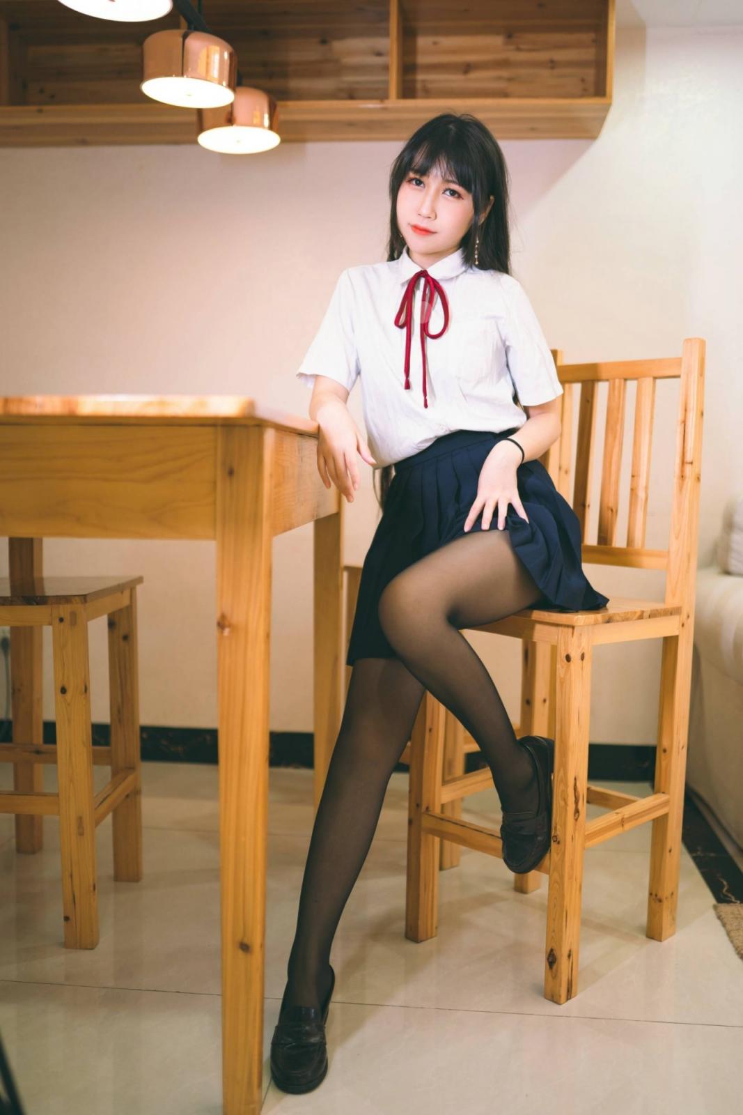 【網路收集系列】福利姬 不呆貓《 校服JK 》VIP福利帖全【68P】