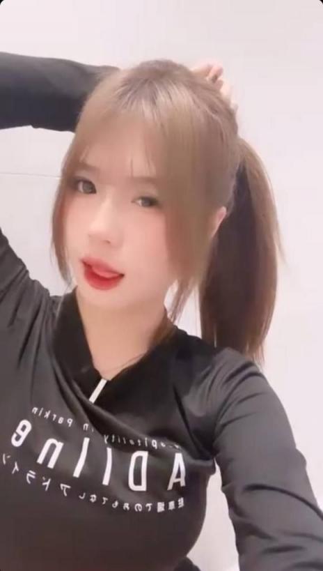 [自拍] 網友老婆生日拍的 (18P)