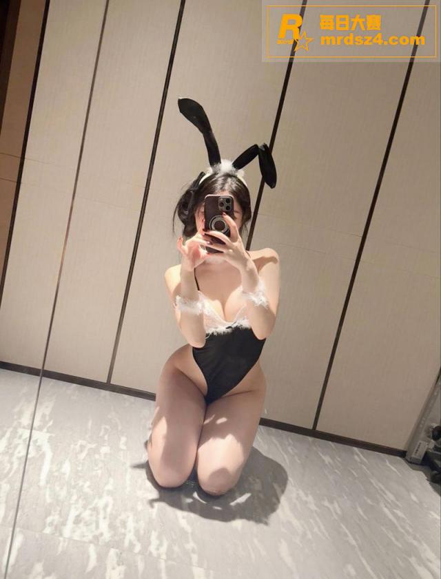 图片[5]-抖音极品网红 mini蛋儿 订阅合集 巨乳蜂腰蜜桃臀 疯狂抖动卖弄风骚-福利多多