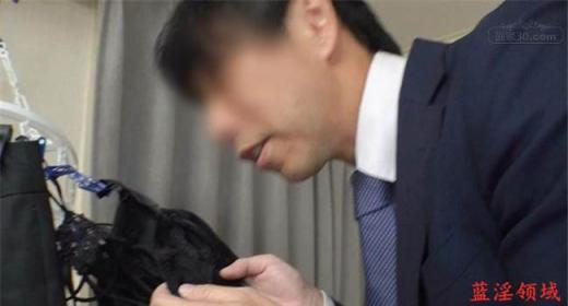 街邊搭讪系列，極品美少婦，被我搞到酒店一頓抽插，真刺激！！ (38P)