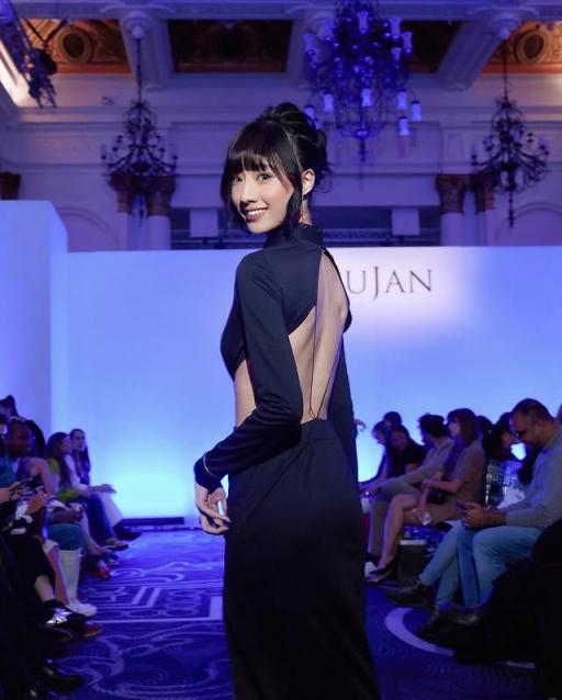 體態健康有活力「嘎琳」極品身材讓人好陶醉 (10P)