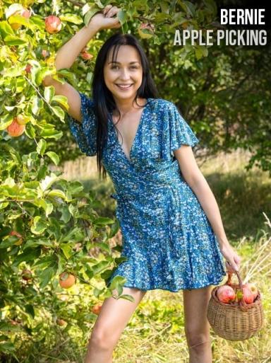 【Femjoy】May 17, 2025 - Bernie - Apple Picking【91P】