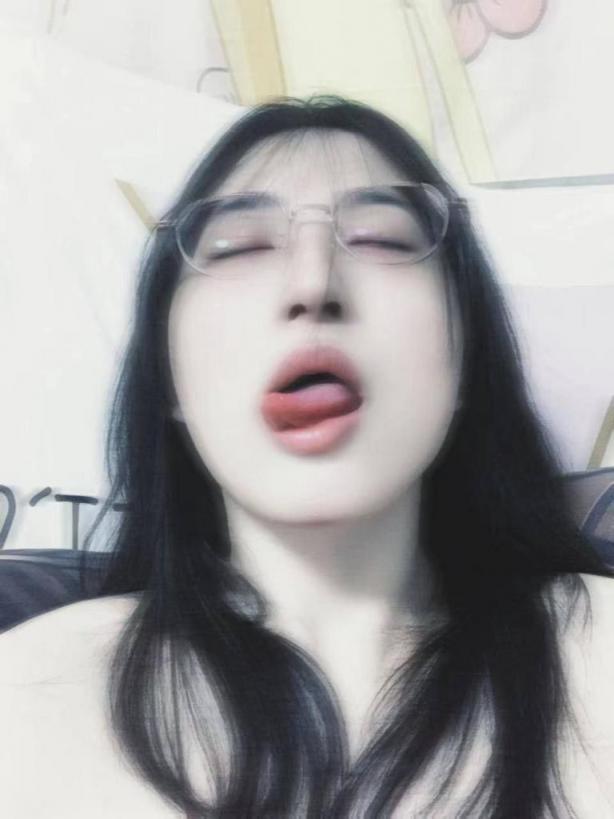 淫蕩美豔人妻 (17P)