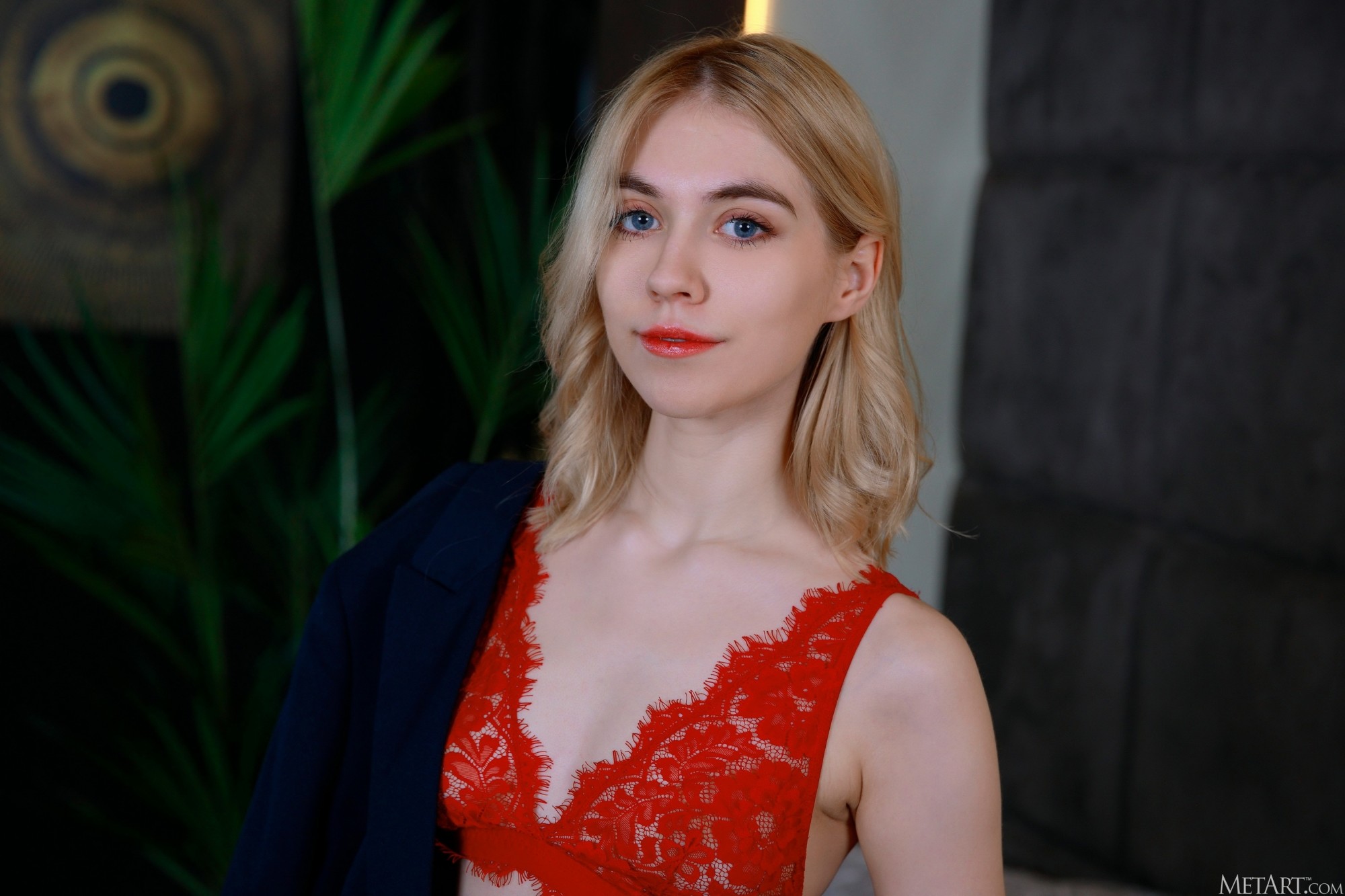 Mia Muse - Ready To Pounce (103P)